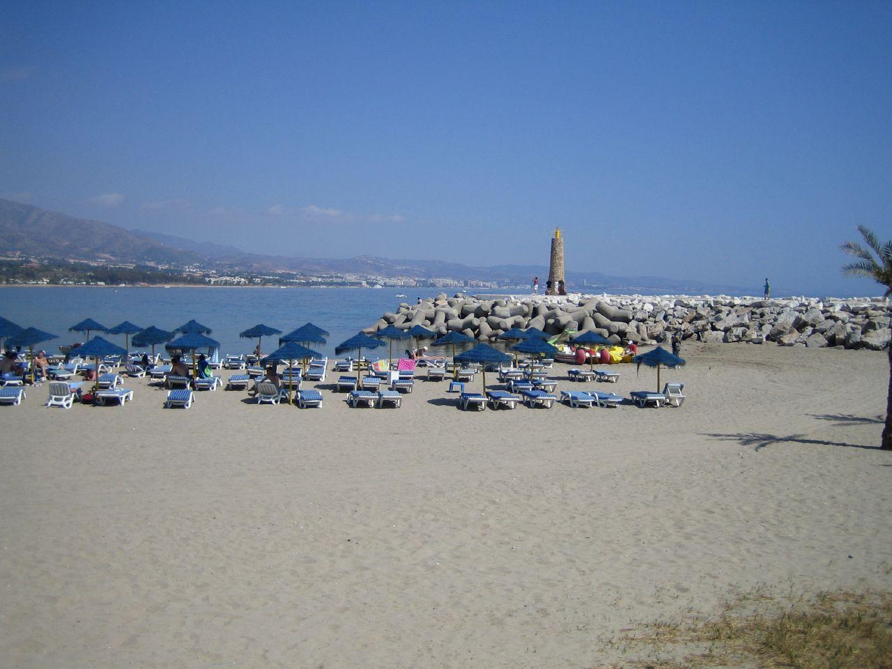 Playa de Puerto Banús (Playa de Levante)